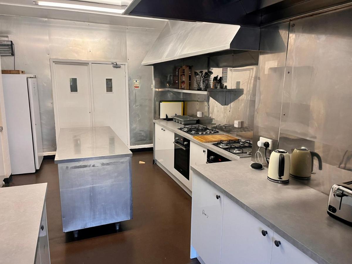 לואסטופט Hk Rooms - Self Catering Rooms מראה חיצוני תמונה